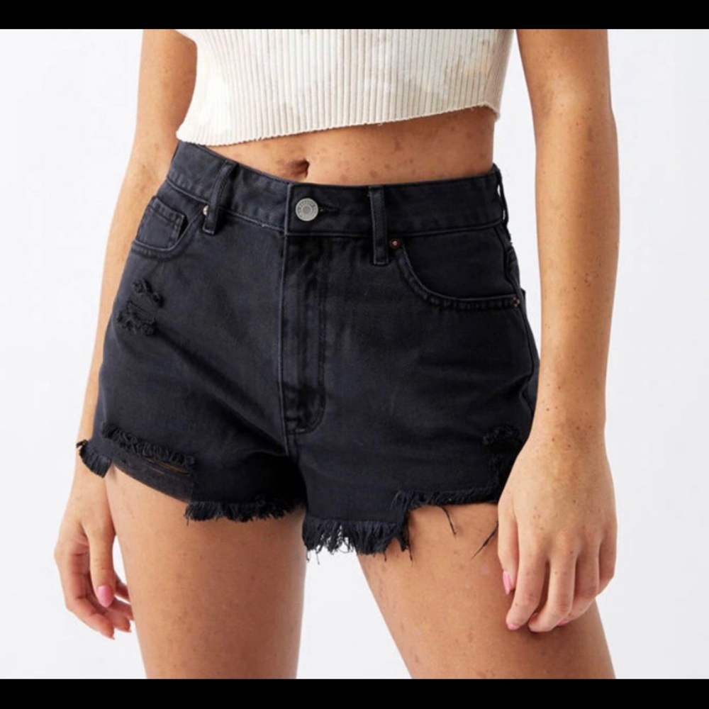PacSun Black Distressed festival shorts
(NWT)
